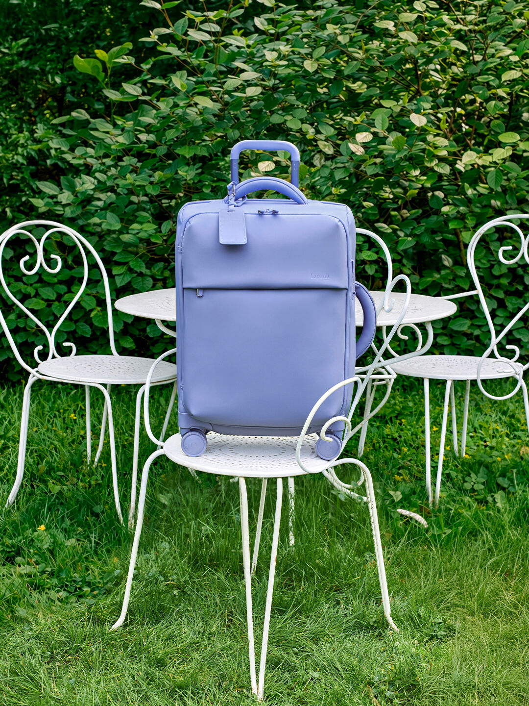 LOST IN BERLIN CABINA