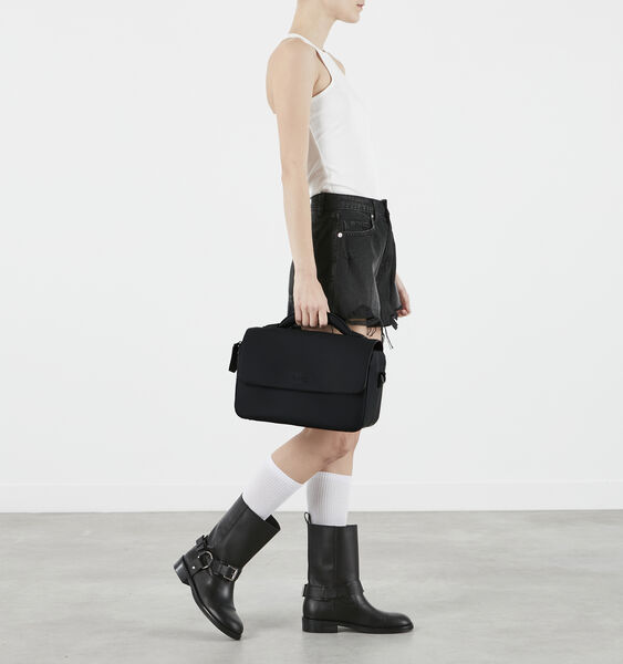 Lost In Berlin Neo Vanity