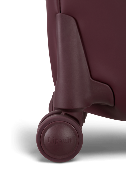 Lipault Lost In Berlin Medium Trip 63cm  Bordeaux Lipault Lost In Berlin Medium Trip 63cm  Bordeaux