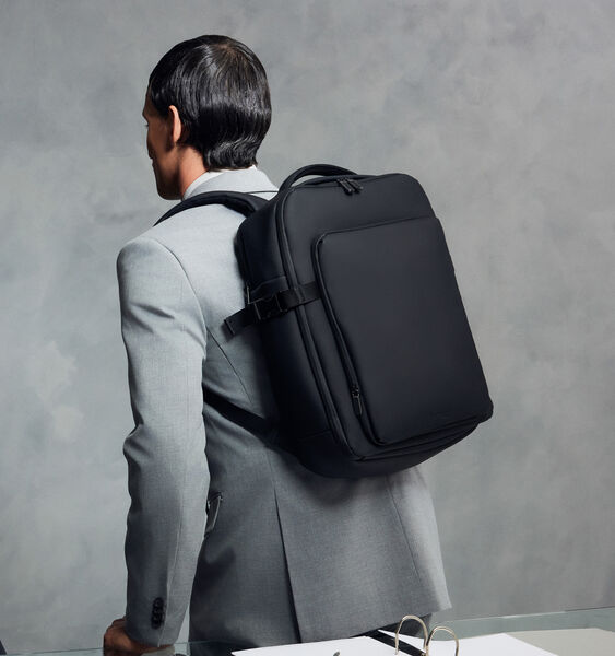 Lost In Berlin Zaino Pro 16"