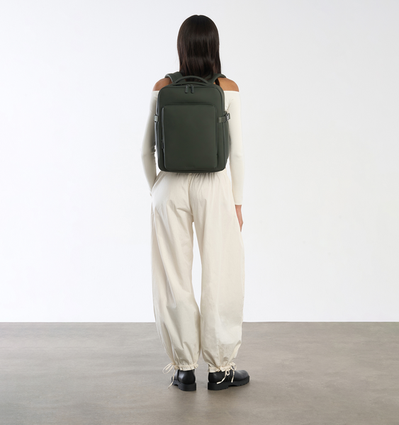 Lost In Berlin Zaino Pro 16"