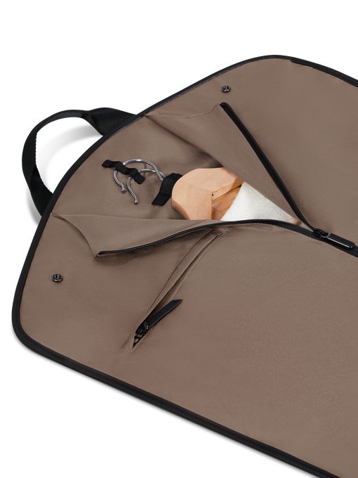 Lost In Berlin Porta abiti