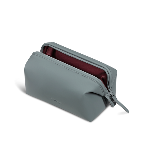 Lost In Berlin Necessaire S Lost In Berlin Necessaire S